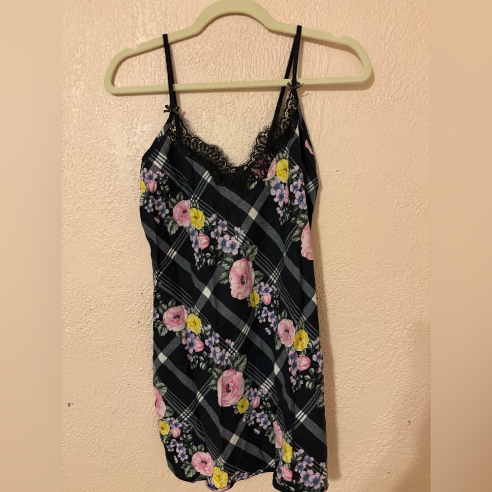 Victoria's Secret Black Floral Slip Dress Nightgown with Lace Trim